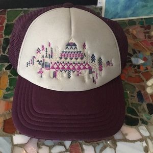 The North Face trucker Hat 🏔